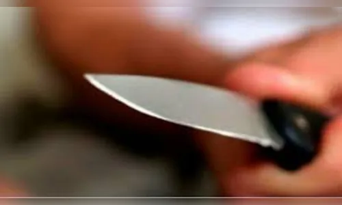 Gêmeos adolescentes discutem e se agridem com faca; PM foi chamada