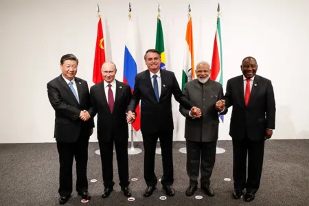 Banco do Brics libera U$1bilhão ao Brasil para conter a covid-19