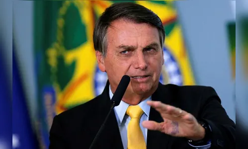 Bolsonaro pedirá liberação emergencial de spray nasal contra covid-19