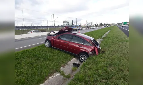 Brincadeira de mau gosto na BR-277 mata passageira que era levada no porta-malas de carro