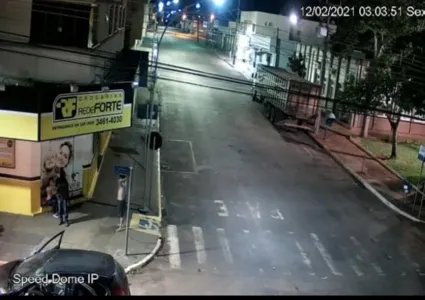 Carro usado em explosão de banco em Faxinal é encontrado pela polícia