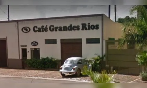 Casa do prefeito de Grandes Rios é invadida por ladrões armados