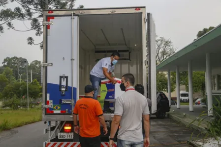 Confira como será distribuição de nova vacina contra covid na 22ª RS