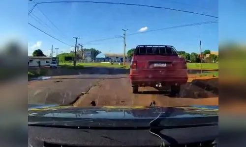 Criminosos tentam fugir da PRF com caminhonete roubada; Vídeo