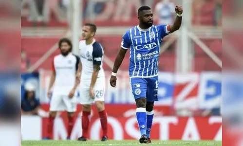 Ex-Athletico, atacante Morro García é encontrado morto em casa