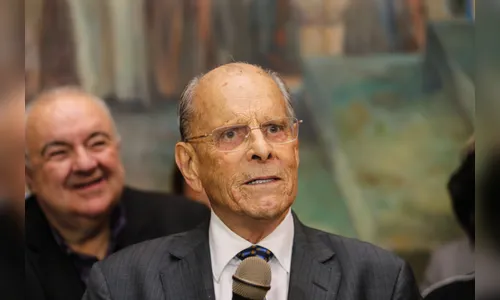 Ex-governador Paulo Pimentel vai deixar a UTI