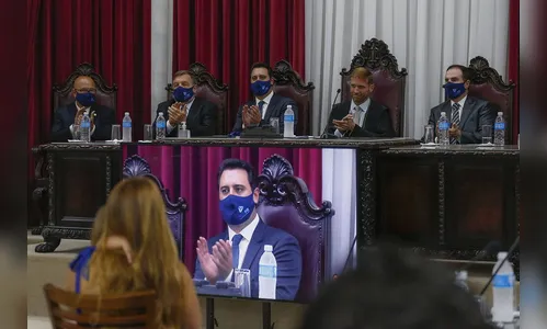 Governador acompanha posse da nova mesa diretora do TCE