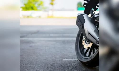 Jovem é preso circulando com moto não cadastrada e chassi adulterado