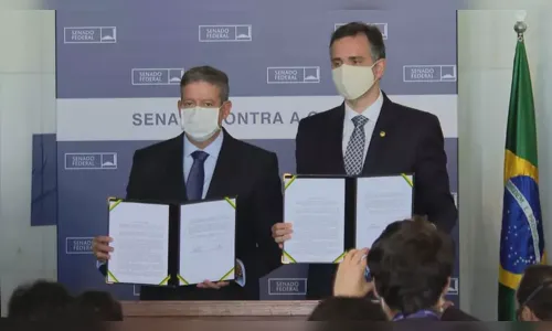 Lira e Pacheco pretendem estudar formas de retomar o auxílio emergencial