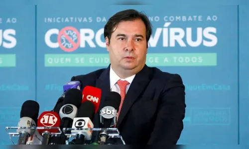 Maia afirma não ter dúvidas que Pazuello cometeu crimes de responsabilidade