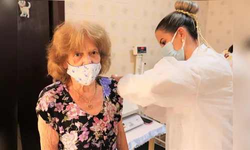 Mais sete UBS’s vacinam idosos acima dos 90 anos, nesta quinta (11)