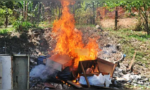 Morador coloca fogo no quintal e GM é acionada
