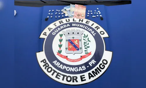 Mulher é presa após ser flagrada pela GM vendendo pedras de crack