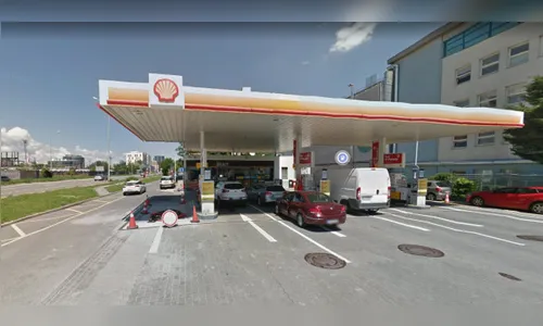 Mulher faz sexo com assaltante para atrasá-lo até a chegada da polícia