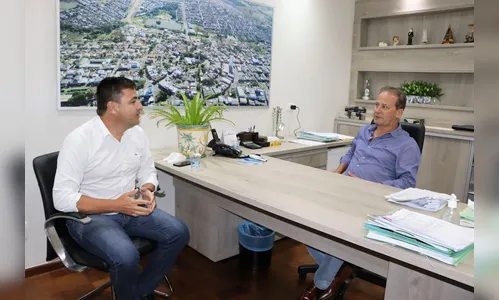 Candidato à presidência da AMP visita prefeito de Ivaiporã