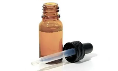 PM aborda mulher suspeita de dar remédio para cliente dormir