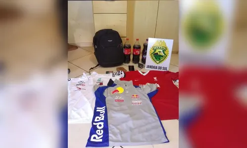 Polícia Militar prende três pessoas envolvidas em furto