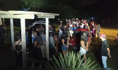 Polícia acaba festa de mais de 300 jovens em Londrina