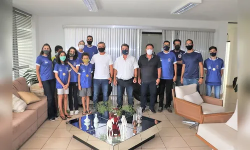 Prefeito recebe equipe de xadrez do Torneio Floripa Chess Open 2021