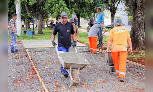 Prefeitura realiza serviços para entrega de obras
