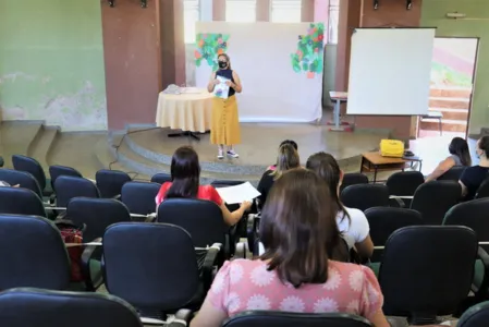 Professores participam de semana pedagógica para volta às aulas