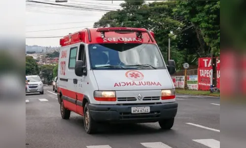 Samu atende acidente envolvendo carro e moto na manhã desta sexta
