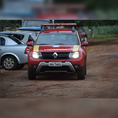 Jovem de 24 anos é ferido por golpes arma branca