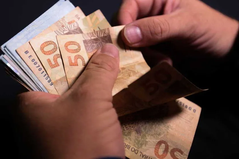Abono  deve injetar cerca R$ 52,7 bilhões na economia do país 