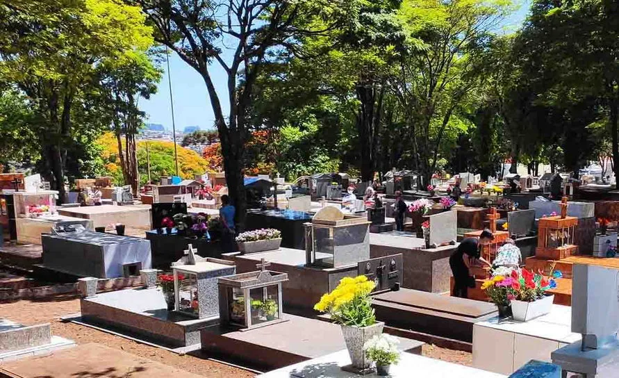 Cemitério Municipal de Ivaiporã 