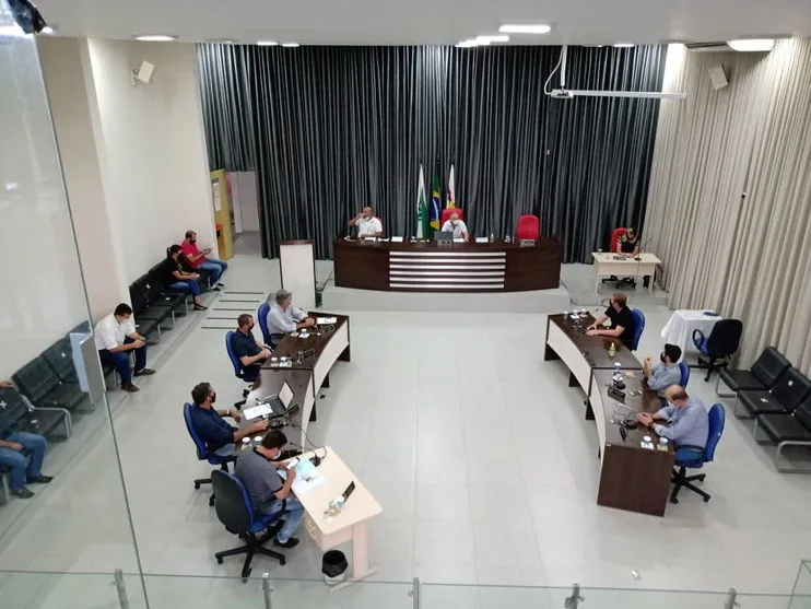 Covid domina debates na sessão da Câmara de Vereadores de Apucarana