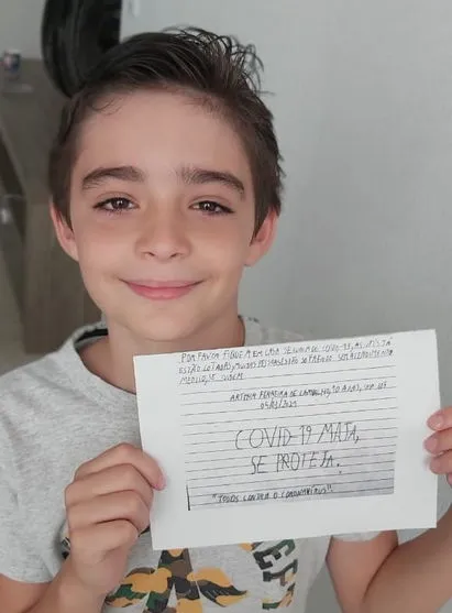 Criança de 10 anos envia cartas a vizinhos para pedir que fiquem em casa