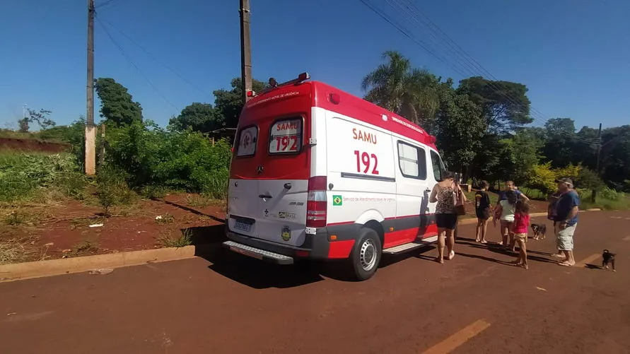 Durante brincadeira, irmão coloca fogo no vestido de criança de 1 ano