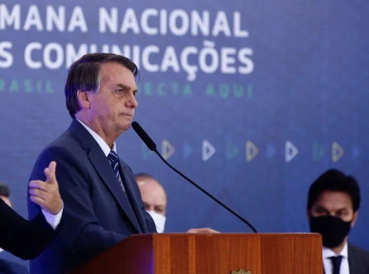 Em discurso, Bolsonaro volta defender o tratamento precoce