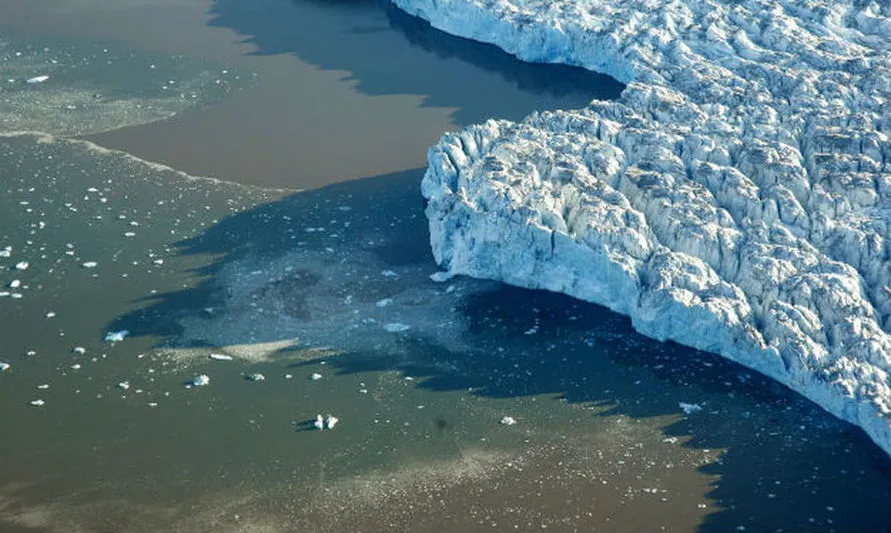 Estudo mostra que geleiras estão derretendo rapidamente