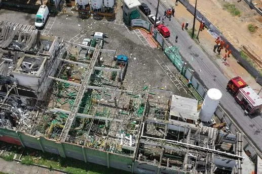 Fábrica de oxigênio sofre explosão em Fortaleza neste sábado.  