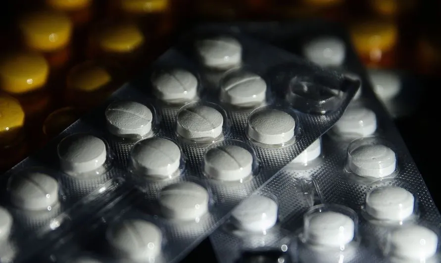 Farmacêuticas levam multa por vender remédios acima do preço