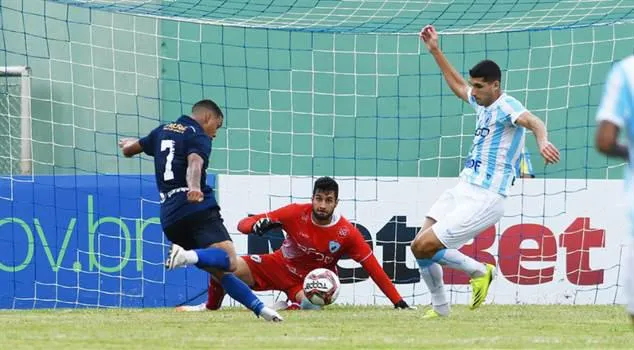 Jogando em Arapongas, Londrina empata em 1 a 1 com Azuris