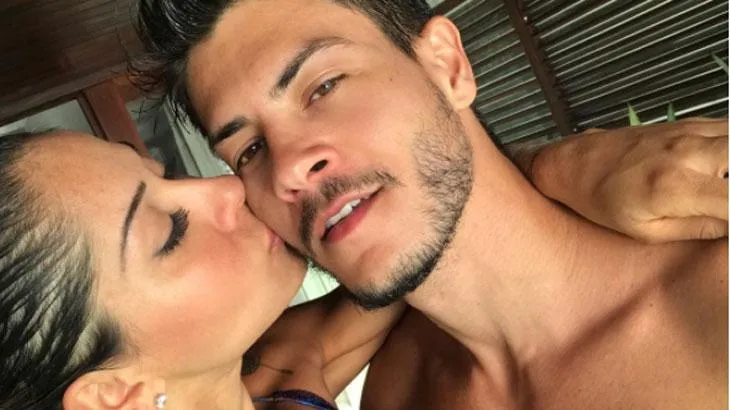 Mayra Cardi reata casamento com Arthur Aguiar