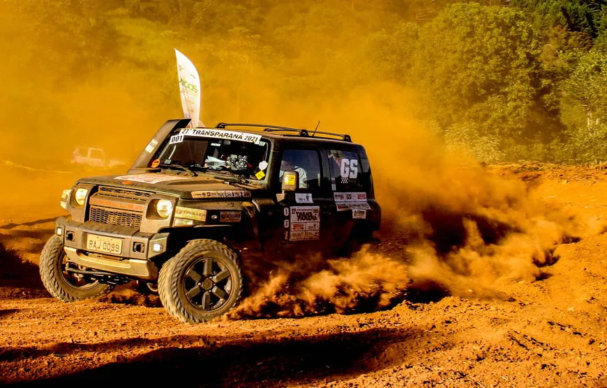 Piloto de Apucarana é campeão invicto do Transparaná