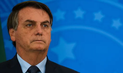 "Se a economia colapsar com lockdown, vai ser uma desgraça", diz Bolsonaro
