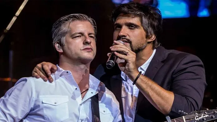 Victor e Leo ensaiam retorno após aniversário