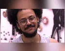 Ana Maria confunde matéria que João Luiz leciona