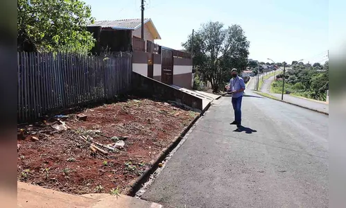 Ivaiporã notifica moradores para regularização de calçadas