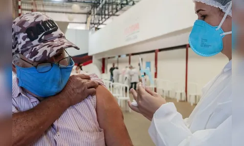 Apucarana vacina segunda dose em idosos de 75,76 e 77 anos