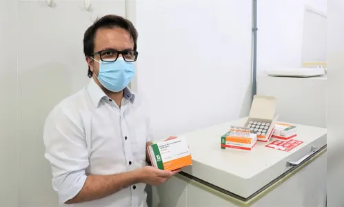 Arapongas recebe novo lote de 810 doses de vacina contra a Covid-19