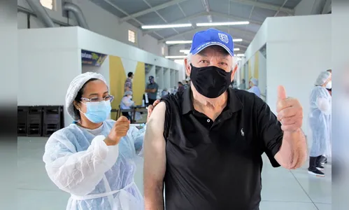 Arapongas vacina idosos acima dos 65 anos