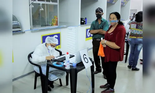 Arapongas vacinou 15.343 pessoas contra a Covid-19