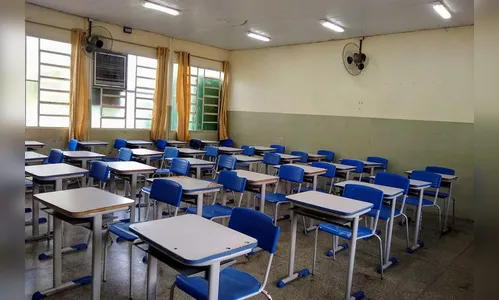 Aulas presenciais não retornarão na próxima semana no NRE