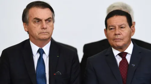 Bolsonaro deve escolher outro vice em 2022, afirma Mourão