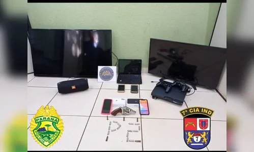 Casal é preso por receptação e posse ilegal de arma de fogo